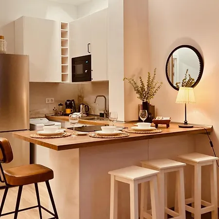 Click&guest - Modern And Luxury Flat B In Apartamento