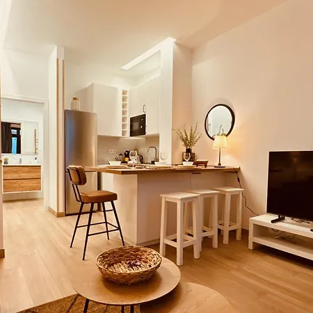 Click&guest - Modern And Luxury Flat B In Apartamento *