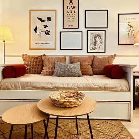 Apartman Click&guest - Modern And Luxury Flat B In *